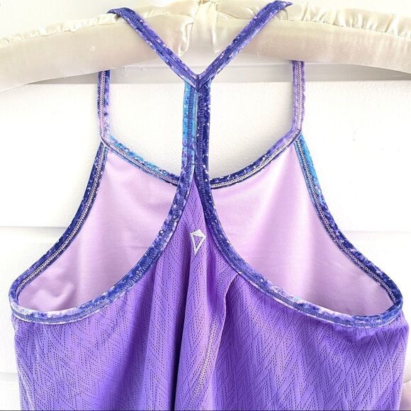 Ivivva Tank Top Lot Double Dutch & Twist Back With Built In Bras Like New 12 - Picture 6 of 10